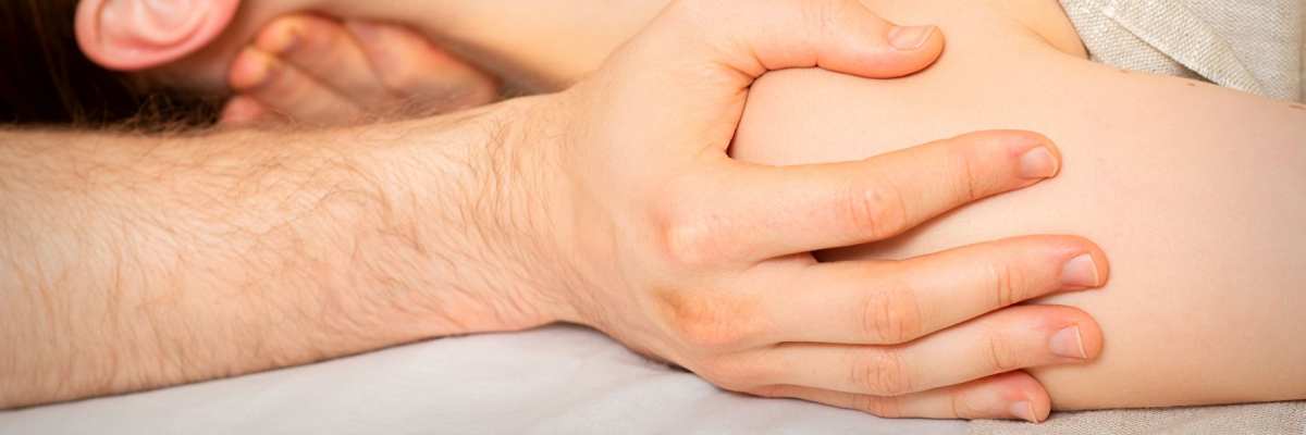 Schultersymptome | Untersuchung und Behandlung